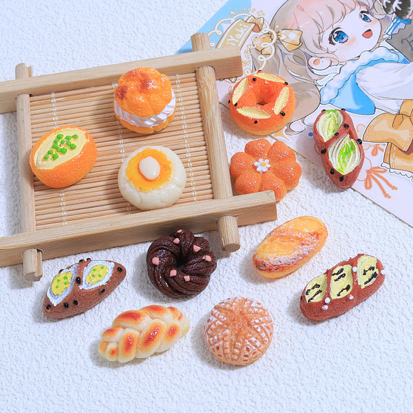 20PCS Fancy bread charms