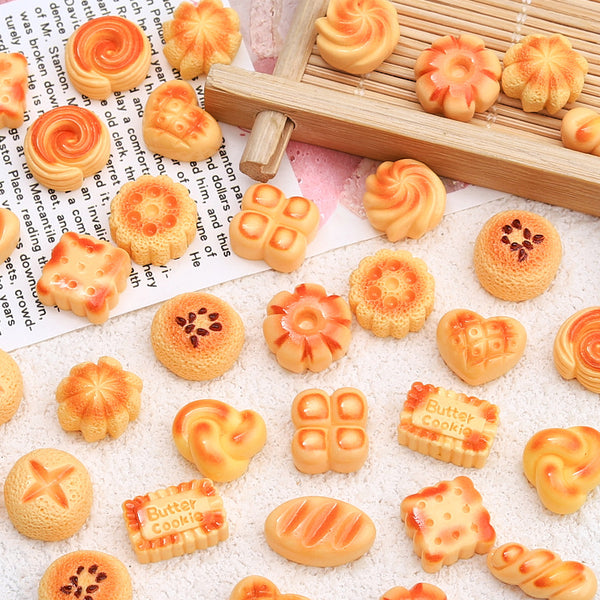 20PCS Mini bread charms